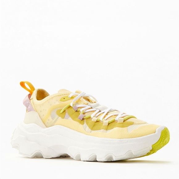 SOREL Women's Kinetic Breakthru Tech Lace Sneakers White Shoes US 6.5 - Picture 2 of 16